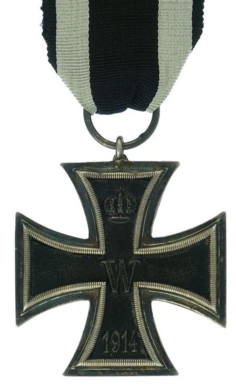 Cross of Iron – 12 Facts About Germany’s Best-Known Military Medal - MilitaryHistoryNow.com Facts About Germany, Cross Of Iron, History Of Germany, Grand Cross, Military Medals, Military Insignia, Iron Cross, Western Front, Military History