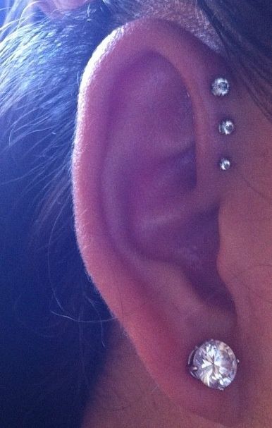 ear piercing | Tumblr Cartlidge Piercing Ideas, Use Your Words, Helix Piercings, Cool Piercings, Tumblr Hair, Forward Helix, Cute Piercings, Piercing Ideas, Body Piercings