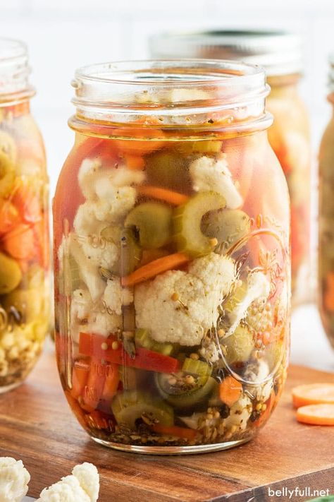 Pickled Mixed Vegetables, Homemade Giardiniera, Homemade Giardiniera Recipe, Giardiniera Recipe, Easy Pickling Recipes, Pickled Vegetables Recipe, Salads Pasta, Homemade Sloppy Joes, Canning Vegetables