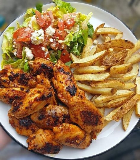 Chicken And Fries, Healthy Food Menu, Healthy Food Inspiration, Healthy Food Dishes, Healthy Food Motivation, Healthy Lifestyle Food, Healthy Dinner Recipes Chicken, Food Videos Cooking, Healthy Meal Prep