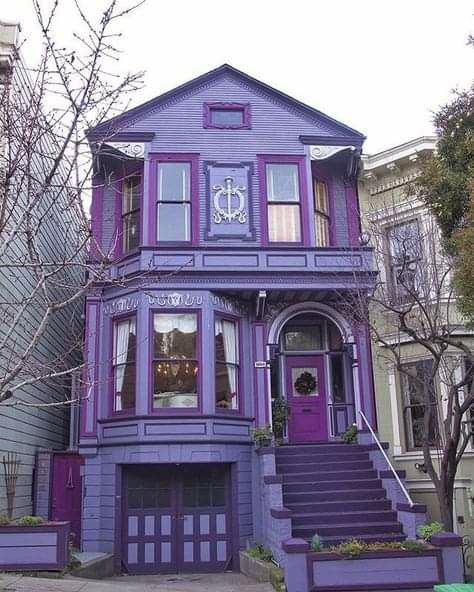 Designing Tips, Purple House, Victorian Style Homes, Purple Home, Victorian Architecture, Victorian Houses, Cute House, Interior Designing, Dream Houses