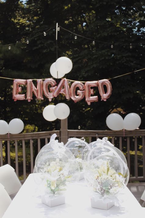 Pink And White Engagement Party, White Engagement Party Decor, Engagement Pool Party Ideas, Aesthetic Engagement Party, Engament Party Decorations, Small Engagement Party Ideas At Home, Engagement Party At Home Decoration, Engagement Party Ideas Backyard, Simple Engagement Party Ideas