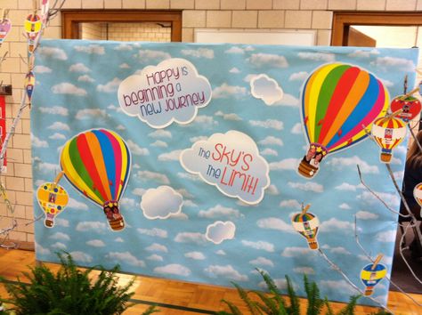 The Sky Is The Limit Bulletin Board, The Sky's The Limit Bulletin Board, Bulletin Board Ideas Hot Air Balloons, Classroom Decor Hot Air Balloons, Hot Air Ballon Themed Classroom Door, Hot Air Balloon Welcome Board, Hot Air Balloon Poster, Balloon Door, Student Binder Covers