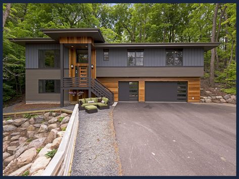 Split Level Home, Exterior House Remodel, Contemporary House Exterior, Small Modern Home, Home Exterior Makeover, House Design Ideas, Exterior Makeover, Exterior Remodel, House Exteriors