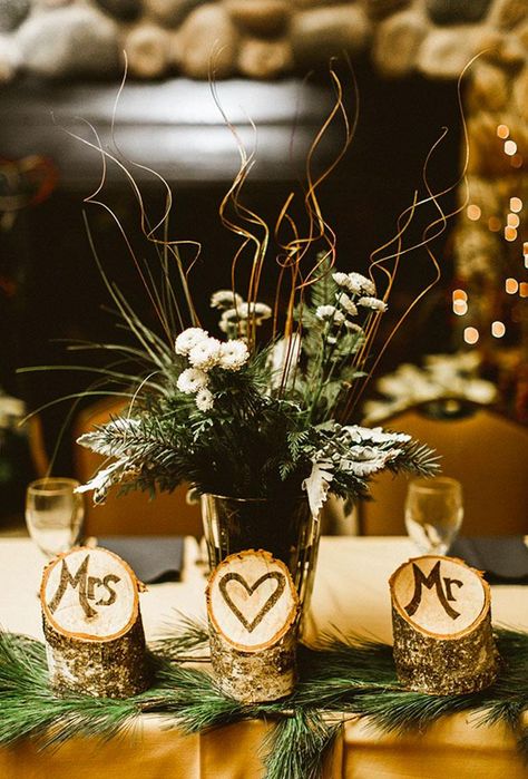 51 Charming Winter Wedding Decorations | Wedding Forward Winter Table Centerpieces, Winter Wedding Table, Winter Wedding Centerpieces, Wedding Decorating, Winter Centerpieces, Boda Diy, Rustic Winter Wedding, Wedding Ceremony Ideas, Winter Wedding Decorations