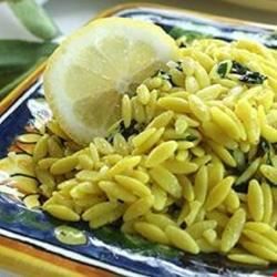 Orzo with Kale Kale Recipe, Pasta Side Dishes, Orzo Recipes, Pasta Sides, Kale Recipes, Summer Side Dishes, Orzo Pasta, Veggie Side Dishes, Veggie Sides