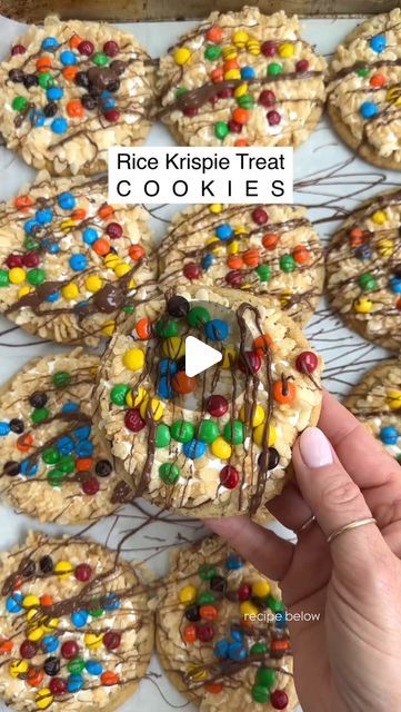 Brooke Homec | SALTED sweets on Instagram: "My Cookbook is on sale!! And since these Rice Krispie Treat Cookies are one of my favorites in the book I figured I’d share the recipe so you can see for yourself!!

And to celebrate let’s do a GIVEAWAY.. just like this reel + comment your favorite kind of cookie and I’ll pick two of you to send a cookbook to. (Giveaway ends 11/27)

RICE KRISPIE TREAT COOKIES
1 cup (2 sticks or 227g) butter, room
temperature
1 cup (220g) brown sugar
1 cup (200g) granulated sugar
2 large eggs, room temperature
1 tablespoon vanilla
1 teaspoon baking powder
1 teaspoon baking soda
1 teaspoon salt
3 cups (420g) all-purpose flour
7 ounces marshmallow fluff
1 cup rice krispie’s
½ cup (80g) mini m&m’s
¼ cup chocolate bar, chopped and melted

1. Place butter and both suga Kinds Of Cookies, Marshmallow Fluff, Rice Krispie Treats, Rice Krispie, Cookies Recipe, 1 Place, Krispie Treats, Rice Krispie Treat, Granulated Sugar