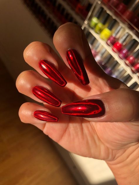 Red Chrome Nails Designs, Red Velvet Nails, Red Chrome Nails, Long Red Nails, Pink Chrome Nails, Classy Nail, Red Chrome, Chrome Nails Designs, Black Acrylic Nails