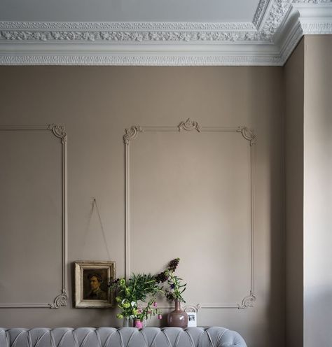 Jitney Farrow Ball, Farrow And Ball Roasted Macadamia, Jitney Farrow And Ball Living Room, Jitney Farrow And Ball, Crofters Cottage, Farrow And Ball Hallway, Modern Parisian Interior, Farrow And Ball Bedroom, Farrow And Ball Living Room