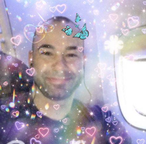 jokester pfp Sal Impractical Jokers Pfp, Impractical Jokers Reaction Pics, Impractical Jokers Pfp, Funny Aesthetic Wallpaper, Impractical Jokers Wallpaper, Impractical Jokers Funny, Murr Impractical Jokers, Rpdr Funny, Silly Pfp