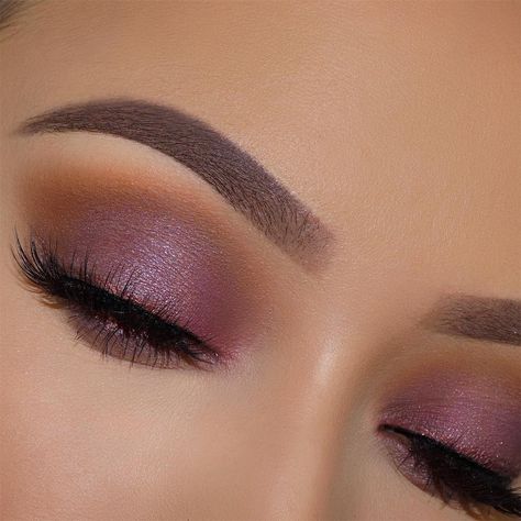 Romantic Makeup, Subtle Beauty, Glam Makeup Look, Makijaż Smokey Eye, Born To Run, Make Up Looks, Makeup Geek, Makeup Goals, Makeup Videos