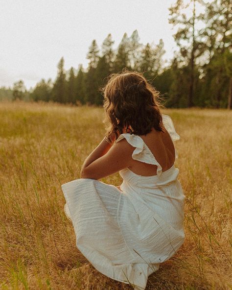 Ahhh congratulations to all of these beautiful graduates!!! So excited for your futures!! Feel so honored to photograph them 💌 Photographing seniors is so fun and sweet!! I will be in Coeur d’Alene, ID for most of August and I would love to photograph some soon-to be seniors if you know any tag them below!! 🫶🏼 Senior Pictures Honoring Loved Ones, Boots Photo, Coeur D'alene, Senior Pictures, Picture Ideas, So Excited, Photo Shoot, Cowboy Boots, Photo Ideas