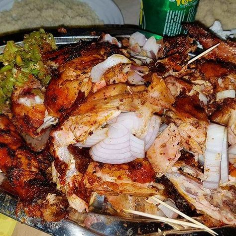 #IvorianFood: Attention tuage!  @5_star_dancer  CHOUKOUYA de? Senegal Food, Ivorian Food, West African Food, African Food, Ivory Coast, Tandoori Chicken, 5 Star, Grilling, Dancer