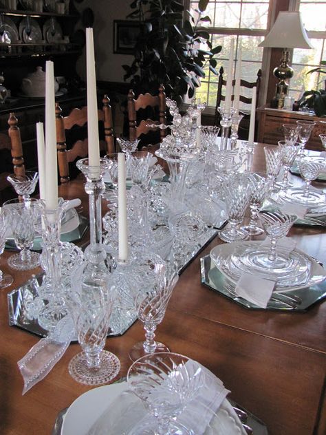 Bring out all your beautiful vintage crystal or vintage pressed glass for an elegant table setting. JH Vintage Christmas Table Settings, Candle Table Setting, Vintage Christmas Table, Glass Table Decor, Vintage Wedding Reception, Creative Table, Creative Tables, Winter Table, Silver Table