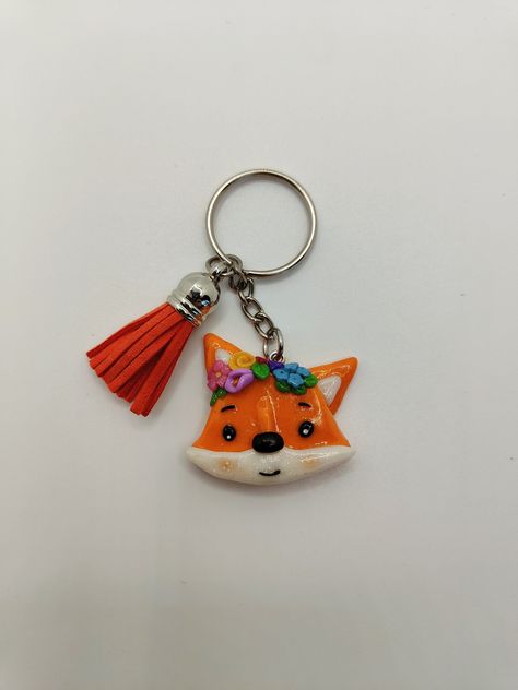 Keychain Clay, Fox Keychain, Clay Arts, Fox Bag, Camp Crafts, Clay Keychain, Clay Stuff, Camping Crafts, Blue Gift