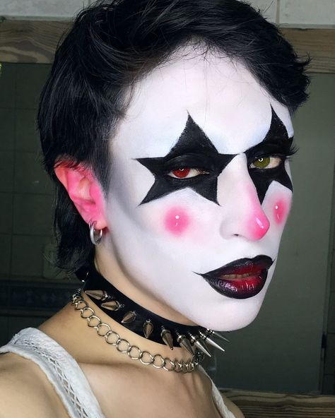 Egirl Clown Makeup, Cupid Clown, Emo Clown Makeup, Clown Makeup For Men, Alt Clown Makeup, Club Kid Makeup, Clown Eyeliner, Clown Core Fashion, Clown Inspired Makeup