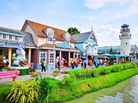 Chocolate Ville Bangkok, Bangkok Itinerary, Open Air Restaurant, European Village, Conservatory Garden, Artsy Design, South Asia, Open Air, Beautiful Photography