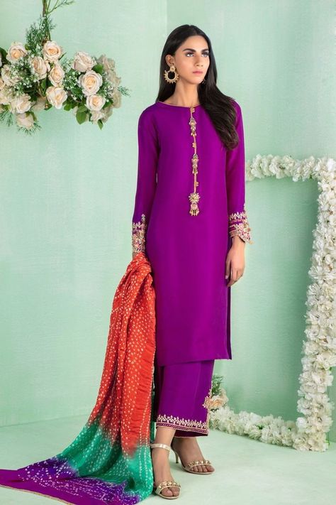 Beautifull pure hand made customised outfit in magenta silk full suit, bell bottom trouser long kurta kameez , worked with color full Resham thread and mix with zari Tilla work, embellished with some pearl and sitara, fancy worked buttons on neck, churi dupatta in three shade, you can change color combination according to the dupatta also, all size are available with chunri scarf,. You can customised it in any shape size and with different color combination, 💯% fabric gauranteed, work guarantee Chunri Dupatta, Bell Bottom Trouser, Color Dresses, Designer Outfit, Desi Wear, Indian Party, Trouser Suit, Indian Party Wear, Indian Kurta