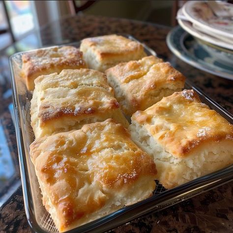 Butter Swim Biscuits Garlic Parmesan Roasted Potatoes, Butter Swim Biscuits, Butter Biscuits Recipe, Swim Biscuits, Cream Cheese Enchiladas, Parmesan Roasted Potatoes, Bread Soup, Swiss Steak, White Chocolate Fudge