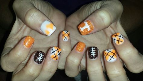 Tn Football Nails, Tn Vols Nail Designs, University Of Tennessee Nail Designs, University Of Tennessee Nails, Tn Vols Nails, Tennessee Vols Nails, Vols Nails, Tennessee Nails, Toe Nail Art