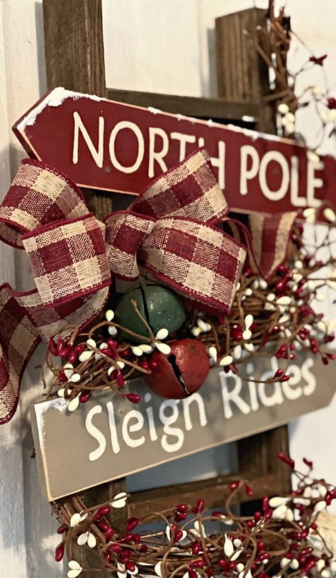 Christmas Wheelbarrow Decor, Ladder Decor For Christmas, Old Sleigh Christmas Decor, Farmhouse Outside Christmas Decor, Christmas Shutters Decor, Prim Christmas Decor, Rustic Country Christmas Decor, Antique Sled Decor Ideas, Old Sled Christmas Decor