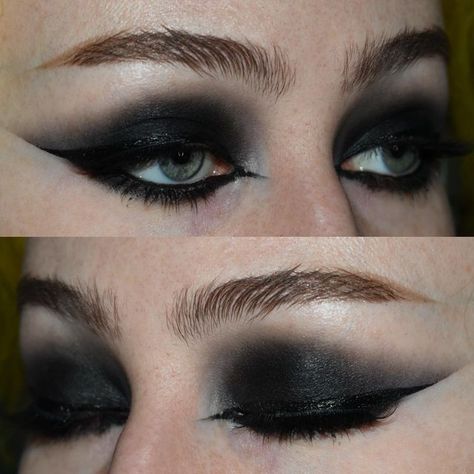 All Black Makeup Looks, Black Makeup Eye, Goth Eye Shadow, All Black Makeup, Black Bride Wedding, Heavy Eyeliner, Black Makeup Looks, Goth Eye Makeup, Black Eye Makeup