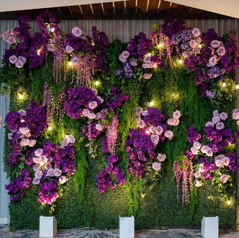 Moody Floral photo wall Wall Backdrop Ideas, Floral Photo Wall, Floral Wall Backdrop, Event Venue Design, Black And Gold Party Decorations, Ganpati Decoration Design, Gold Party Decorations, Flower Wall Backdrop, Backdrop Ideas