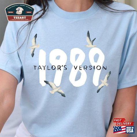 1989 Taylor's Version Shirt Taylor Swift Swiftie Fan Gift Sweatshirt Classic Check more at https://teeartdesigns.com/product/1989-taylor-s-version-shirt-taylor-swift-swiftie-fan-gift-sweatshirt-classic/ Taylor Swift Shirt, Taylor Swift Costume, Taylor Swift Swiftie, 1989 Taylor's Version, Taylor Swift Shirts, Taylor S, Taylor Swift 1989, Love Shirt, Music Love