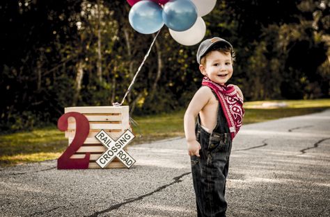 BIRTHDAY photo shoot LOVE IT vintage CHOO CHOO train by @miguelangeldb Train Theme Photo Shoot, 50th Birthday Photoshoot, Second Birthday Pictures, Baby Basinets, Second Birthday Photos, Train Birthday Theme, 2nd Birthday Pictures, Outside Birthday, Train Theme Birthday Party