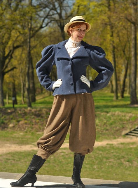 Victorian Trouser, Bloomers, Edwardian Trouser, Historical Pants, Women Bicycle Pants, Wool/linen Trousers, Retro Pants, 1900' Button Pants - Etsy Women Bicycle, Bicycle Pants, Retro Pants, Button Pants, Victorian Costume, Gothic Victorian, Womens Pants, Victorian Gothic, Linen Trousers