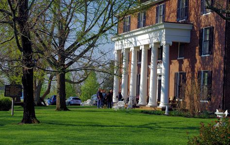 As our parents, grandparents, and great-grandparents before us have done, we welcome you to Beaumont Inn in historic Harrodsburg, Kentucky, and the heart of the Bluegrass Region in the heart of Kentucky. Enjoy gracious service… Harrodsburg Kentucky, Kentucky Tourism, Breakfast Hotel, Kentucky Bourbon Trail, Kentucky Travel, Southern Living Magazine, Horse Country, Boutique Spa, Kentucky Bourbon