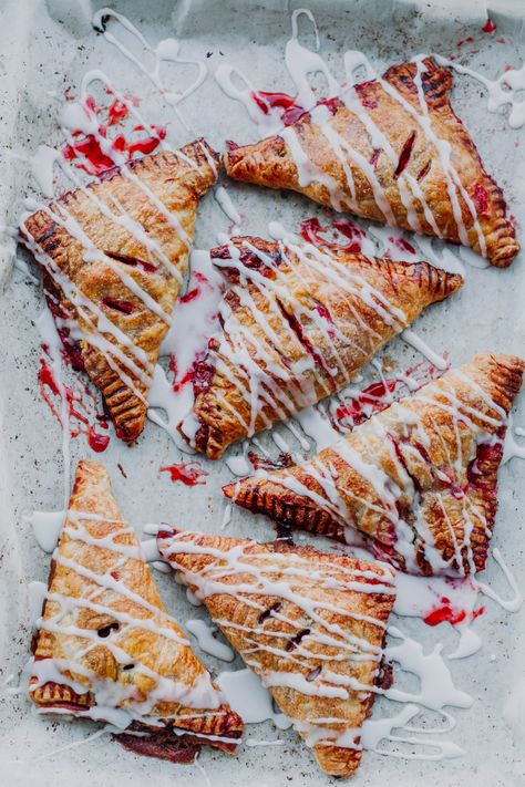 BOMB AF Puff Pastry Berry Hand Pies Raspberry Hand Pies Easy, Raspberry Puff Pastry Desserts, Berry Pastries, Raspberry Pastries, Puff Pastry Hand Pies, Berry Pastry, Raspberry Hand Pies, Raspberry Puff Pastry, Weeknight Desserts