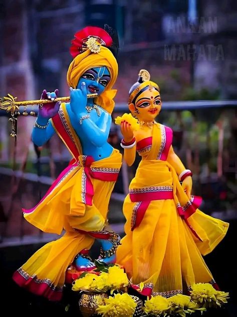 Krishna Shringar, Krishna Vrindavan, Deity Clothes, Diy Lace Trim, Vrindavan Photography Pictures, Good Morning Posters, Radha Radha, Radha Krishna Holi, Krishna And Radha