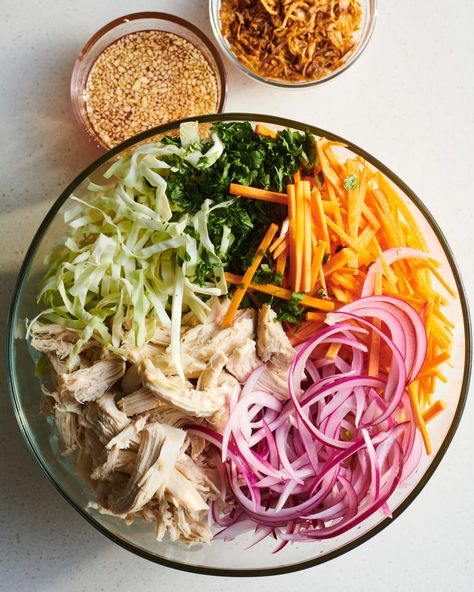 Post Image Vietnamese Chicken Salad, Cabbage Salad Recipe, Salad For Summer, Vietnamese Chicken, Pickled Onion, Cabbage Salad Recipes, Spicy Salad, Chicken And Cabbage, Fried Shallots