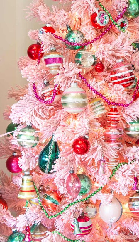 Retro Colorful Christmas Tree, Pink Retro Christmas Tree, Pink Tinsel Christmas Tree, Pink Vintage Christmas Tree, Vintage Ornament Tree, Pink Retro Christmas Aesthetic, Candy Christmas Aesthetic, Pink Christmas Trees Decorated, Pink Vintage Christmas Aesthetic