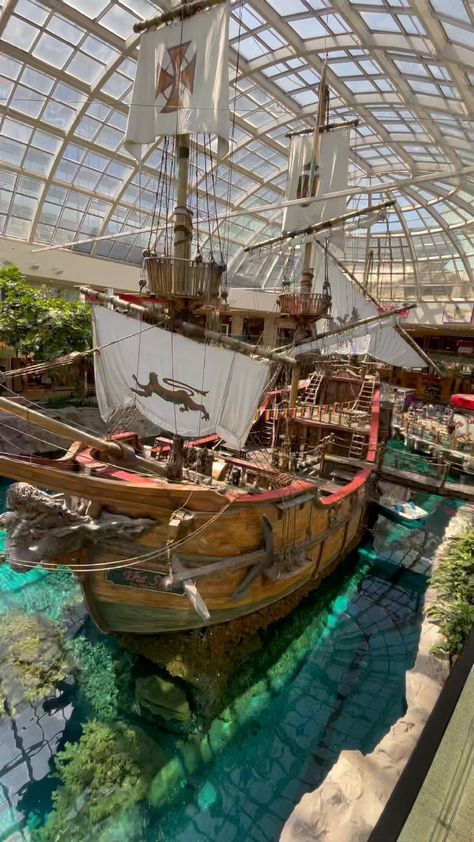 mister.vps on Instagram: West Edmonton Mall #reels #edmonton #mall #alberta West Edmonton Mall Aesthetic, Edmonton Aesthetic, West Edmonton Mall, Canada City, Edmonton Alberta, Parkour, Pic Ideas, Stained Glass Windows, Summer Activities