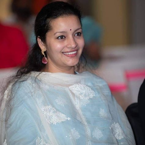 Renu desai Renu Desai, Hamsa Nandini, Natural Beauty, Saree, Quick Saves, Beauty