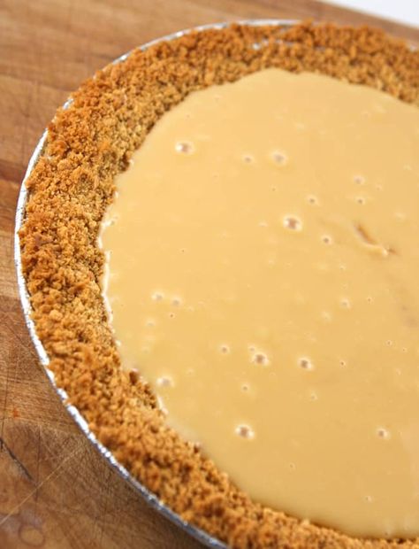 Delicious Salted Caramel Pie Recipe | Pip and Ebby Salted Caramel Pie Recipe, Carmel Pie, Caramel Pie Recipe, Salted Caramel Pie, Caramel Pie, Salted Carmel, Glass Baking Dish, Easy Delicious Recipes, How Sweet Eats