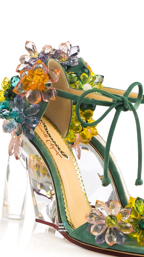 Bizarros-Charlotte Olympia Million Dollar Mermaid, Charlotte Olympia Shoes, Shoes Hack, White Wedding Shoes, Funky Shoes, Couture Shoes, Heels Outfits, Bridal Heels, Stunning Shoes