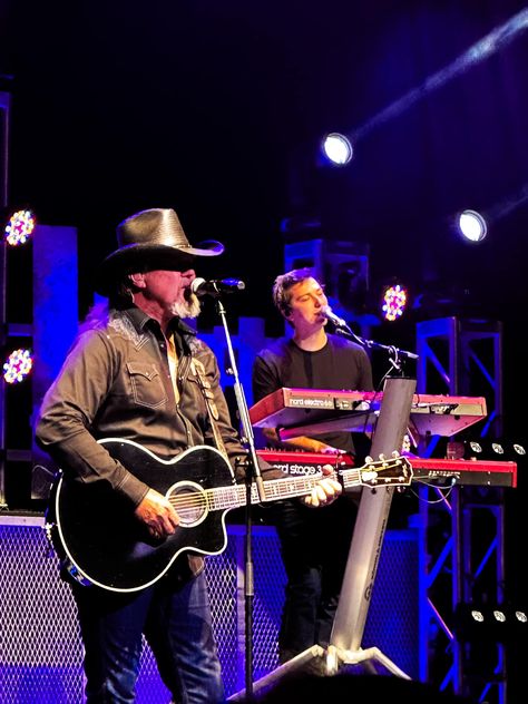 Coachella, CA with Trace Adkins - Brent McCollough Trace Adkins Songs, Trace Adkins, Songs Videos, Dream Husband, Country Music Artists, Music Legends, Country Singers, Country Music, Music Artists