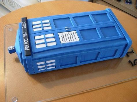 Doctor Who Cake, Dr Who Cake, Doctor Who Cakes, Tardis Cake, Doctor Who Birthday, Magellanic Cloud, Doctor Who Party, Doctor Who Tardis, Milky Way Galaxy