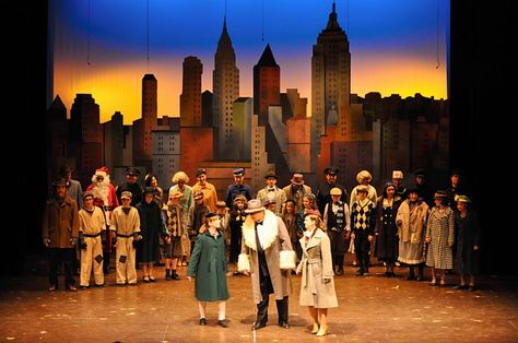 Background of the buildings, but in silhouette instead of color. Lighter gray scale to contrast with a black backdrop Annie Jr Set, Annie Set Design, Blood Brothers Musical, Annie Props, Guys And Dolls Musical, Cricket In Times Square, Set Design Ideas, Annie Costume, Annie Jr