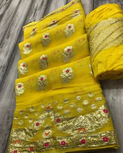 pure jorjat fabric with beautiful mx meenakari zari weaving all over and bodar 💃🏻 havvy rusyan silk 👚bp Zari Work Saree, Bridal Anklet, Anarkali Dress Pattern, Zari Work, Work Sarees, Anarkali Dress, Dress Pattern, Lehenga, Weaving