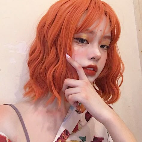 Short Curly Wigs, Curly Hair Wig, Short Wavy Hair, Orange Hair, Cap Hair, Short Curly Hair, Grunge Hair, 가을 패션, Aesthetic Hair