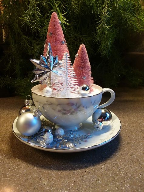 Teacup Christmas Ornaments Diy, Christmas Tea Cups Crafts, Tea Cup Christmas Decorations, Tea Cup Christmas Tree, Teacup Christmas Crafts, Christmas Tea Cup Crafts, Tea Cup Crafts, Teacup Designs, Teacup Christmas