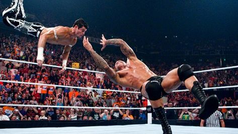 RKO Evan Bourne, Randy Orton Rko, Randy Orton Wwe, Soulja Boy, In Gif, Randy Orton, Royal Rumble, Bow Wow, Wwe News