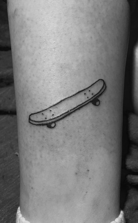 Homemade tattoo Skate destroy Tattoos Stick And Poke, Skate Drawing, Tattoo Skate, Skate Wallpaper, Homemade Tattoo, Skate Tattoo, Skateboard Tattoo, Skate Logo, Homemade Tattoos