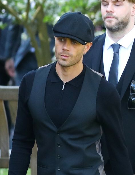 THE Wanted star Max George has paid an emotional tribute to his late bandmate Tom Parker, saying it was “an honour” to carry his coffin. After serving as a pallbearer at the funeral on Wednesday morning, the singer bid goodnight to his pal in an emotional post. Singer Tom tragically passed away from an untreatable form of […] Max George, Tom Parker, Wednesday Morning, Celebrity News, Carry On, Mens Sunglasses, Celebrities, Quick Saves