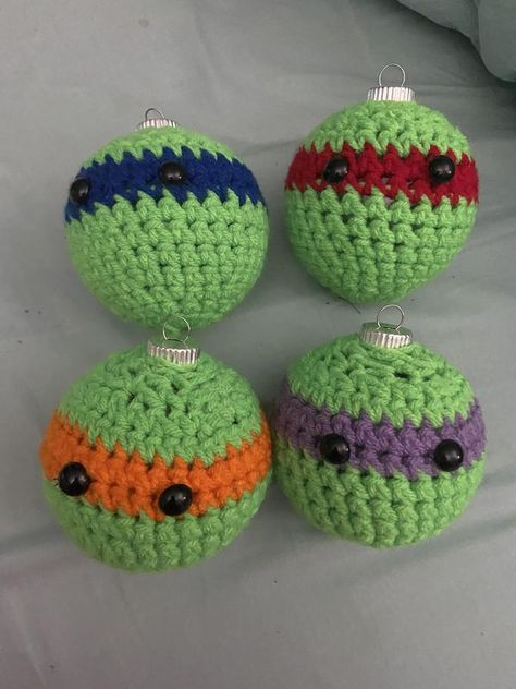 Yarn Wars FREE Crochet & Knit Community | How much would you charge for these | Facebook Christmas Ornament Pattern, Crochet Ornaments, Crochet Christmas Ornaments, Christmas Crochet, Free Crochet, Amigurumi, Yarn, Knitting, Crochet