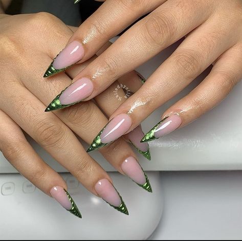 Stiletto nails , chrome nails , green nails , french tips Stiletto Nails Chrome, Chrome Nails Green, Green Nails French, French Stiletto Nails, Nails French Tips, Almond Acrylic Nails Designs, Acrylic Nails Stiletto, Shiny Nails Designs, Green Acrylic Nails